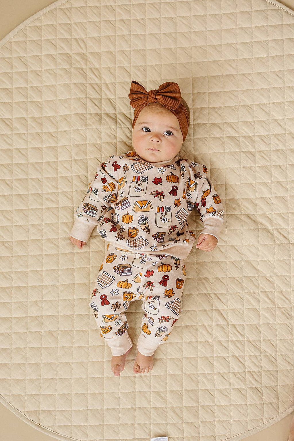 Jogger Set | Fall Picnic